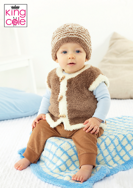 5618 Pram Blanket, Jacket, Gilet and Hat