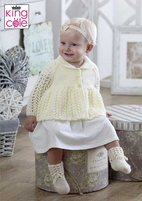 4946 Jacket, Bonnet, Mittens, Bootees and Blanket