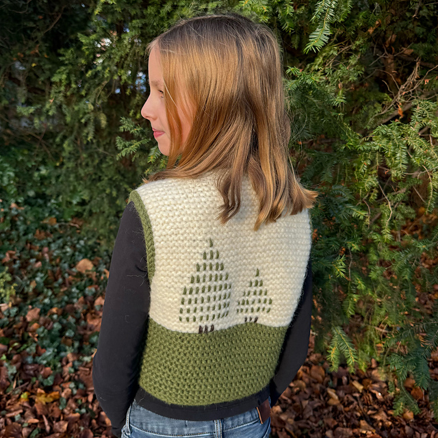 Ravelry: Merry Sashi Vest Junior pattern by Striksakken by Kir