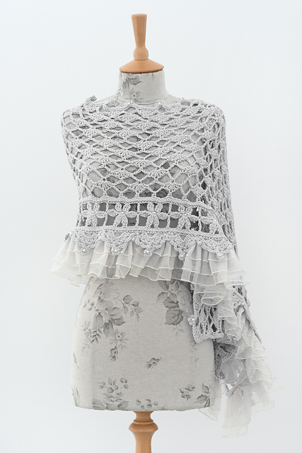 Daydream - A Lace Rectangle Wrap