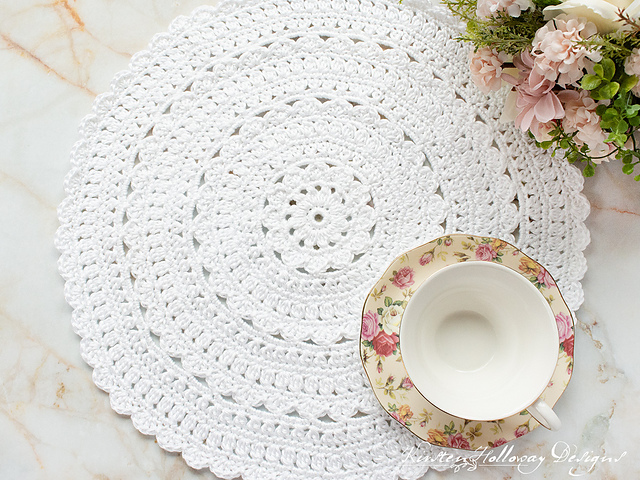 ravelry-secret-garden-round-placemat-pattern-by-kirsten-holloway for Free Printable Placemat Patterns For Round Tables Ravelry: Secret Garden Round Placemat pattern by Kirsten Holloway for Free Printable Placemat Patterns For Round Tables