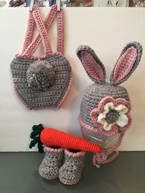Stuffed Carrot 8"