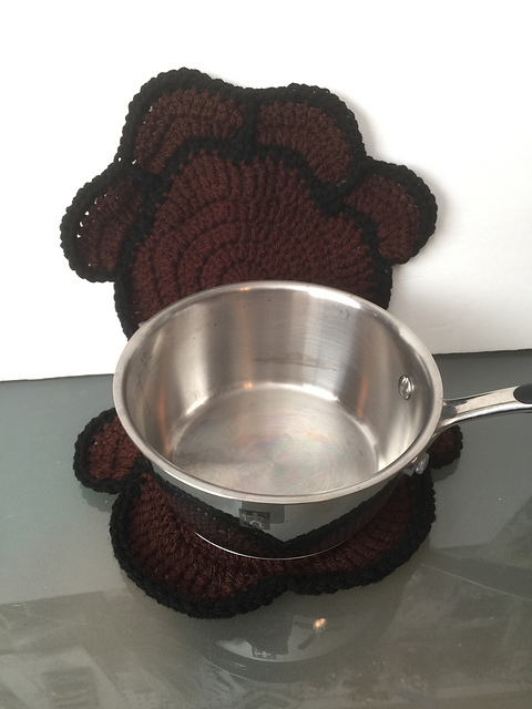Paw Hot Pad