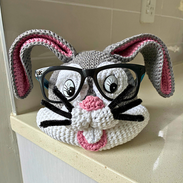 Ravelry: BUNNY GLASSES HOLDER pattern by Esma Holden