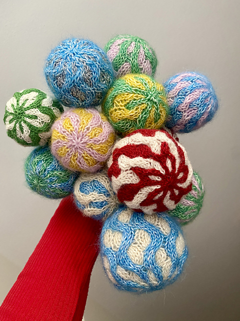 Klarybarry baubles