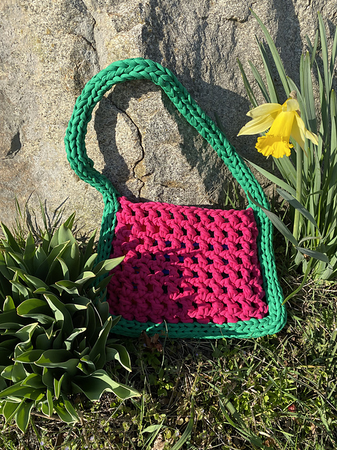 Mobile network bag