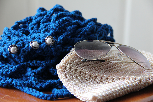 An Elegant Clutch