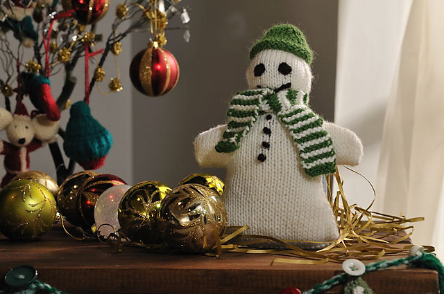Team Colours Snowman