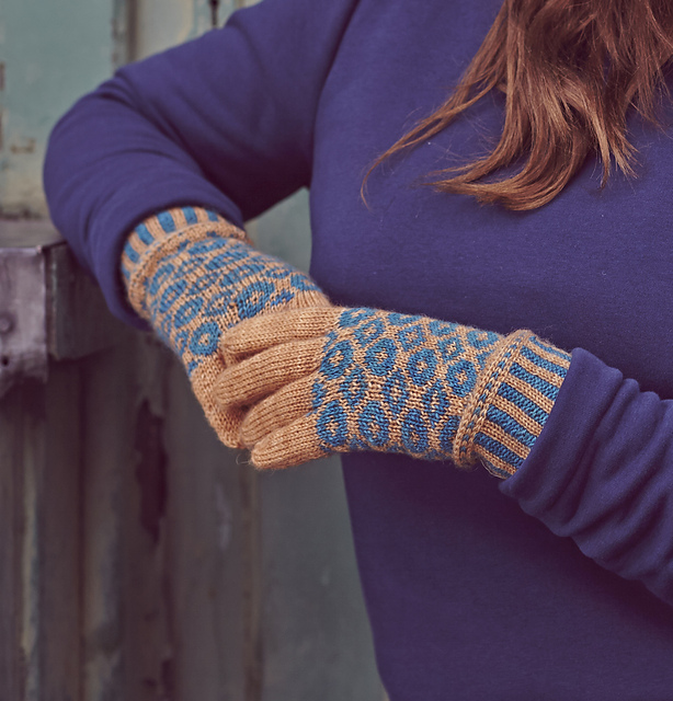 Tioram Gloves
