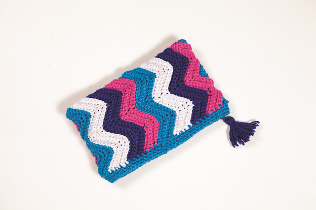 Ripple Clutch - Crochet
