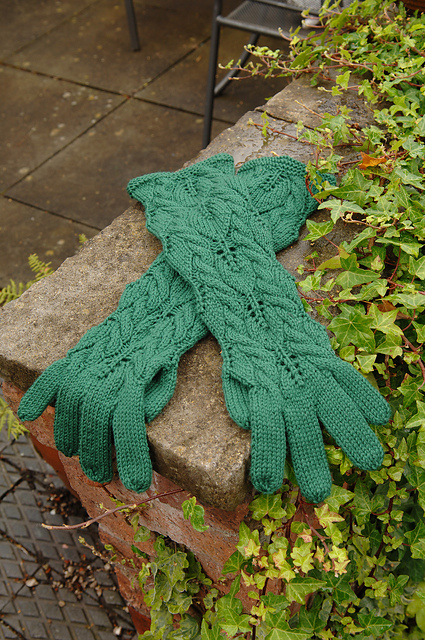 Forest Gloves