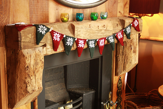 Deck the Halls bunting