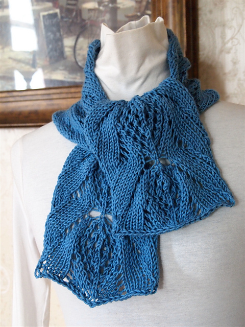 Dahlia Scarf