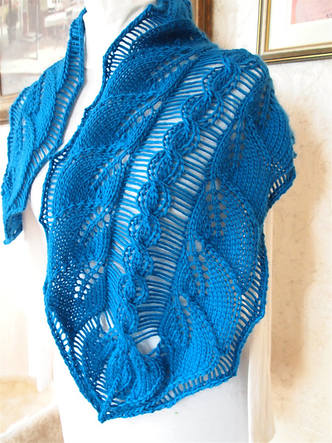 Lacy Vine Scarf