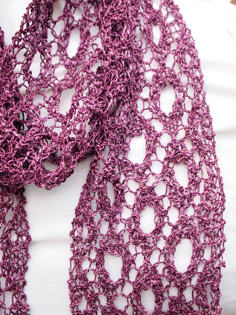 Cheery O Scarf