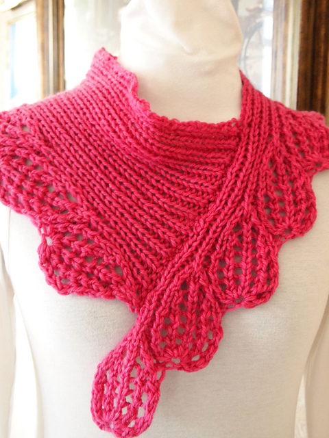 Boysen Berry Cowl