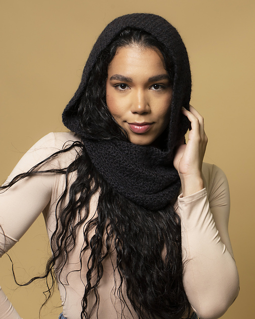 Oak Ridge Hooded Cowl