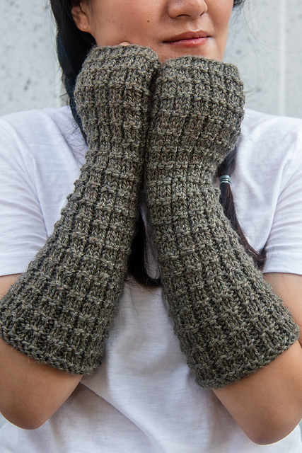 Maunder Mitts