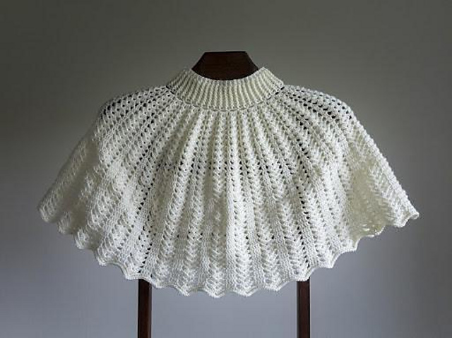 Claras cape