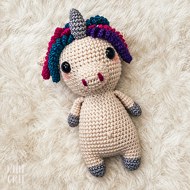 LUNA Squish Unicorn