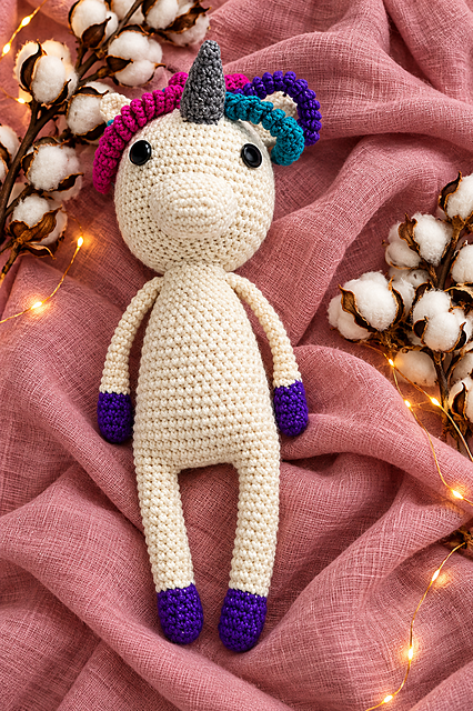LUNA - CELESTE the Unicorn