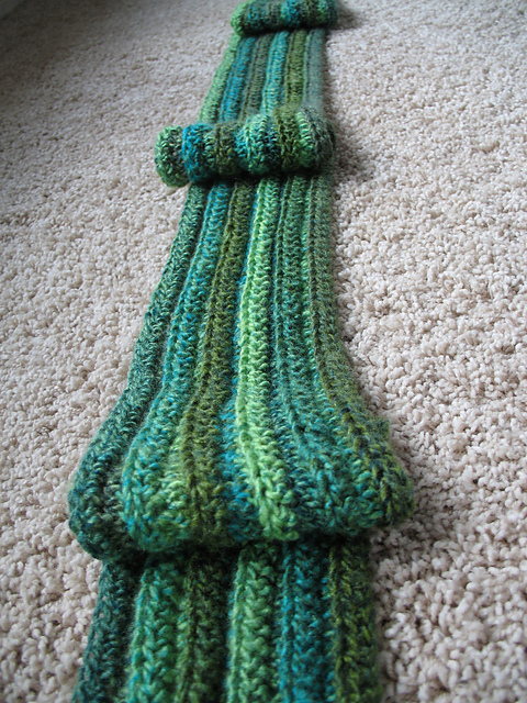 Ravelry: KnitSister1's Reversible Ribbed Scarf