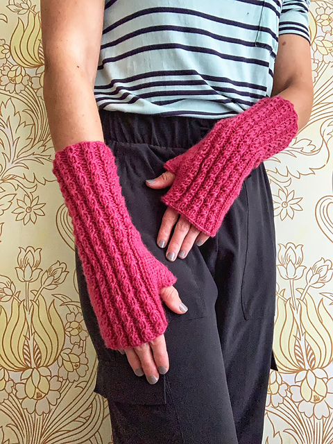 Serendipity Fingerless Mitts