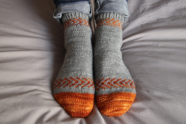 Graphic ankle socks