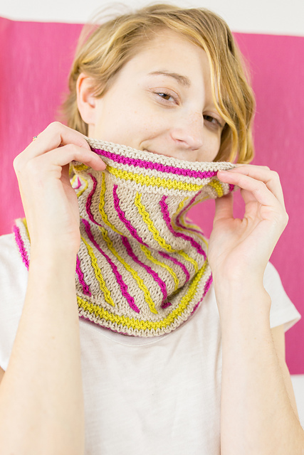 May Pole Cowl
