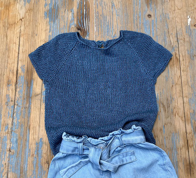 Simple Summer Raglan Tee
