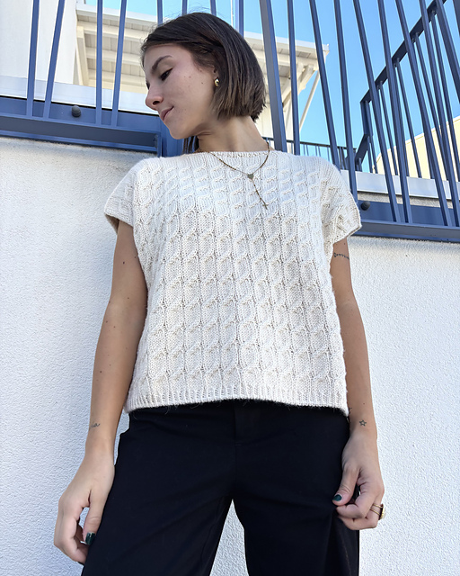 Bauhaus Vest
