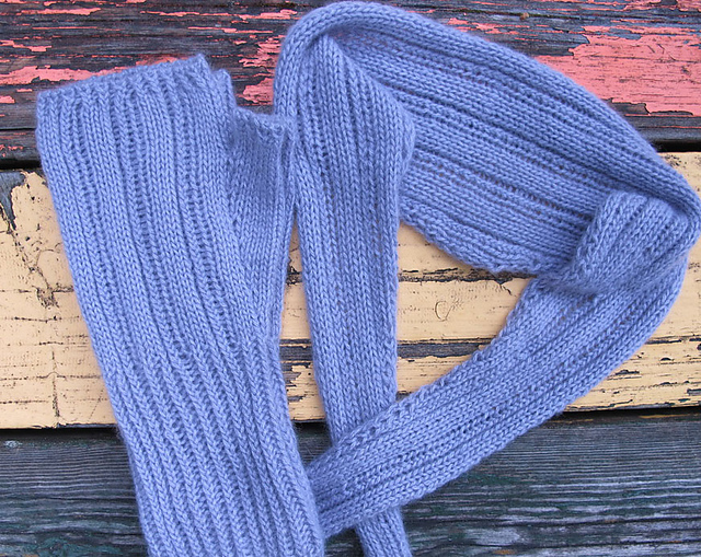 Henny mitts and tiny scarf