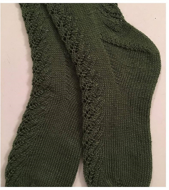 Pineapple Leaves Socks