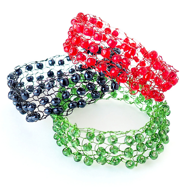 Knit with wire bracelet