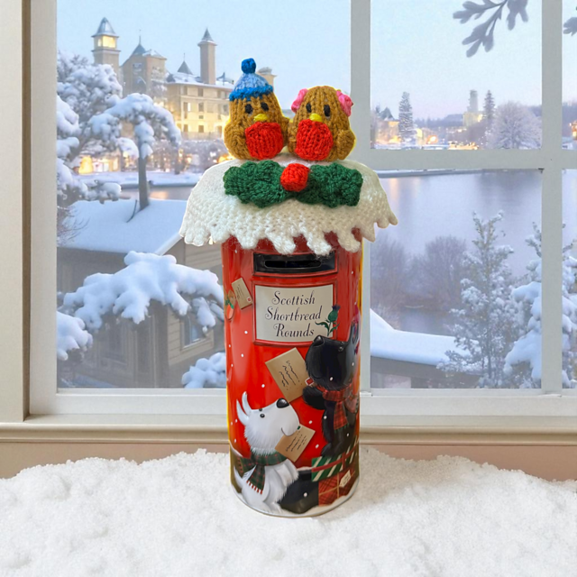 Christmas Pillar Box Topper 11 cms diameter tin
