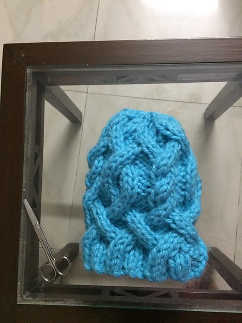 2 Hour Celtic Cables Magic Hat