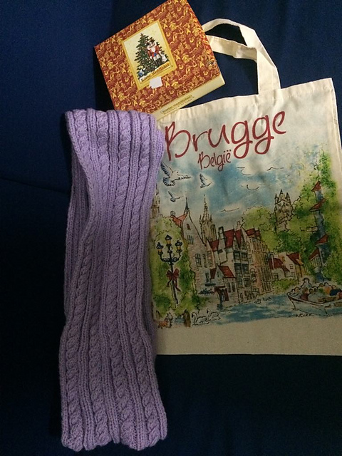 Cables Scarf
