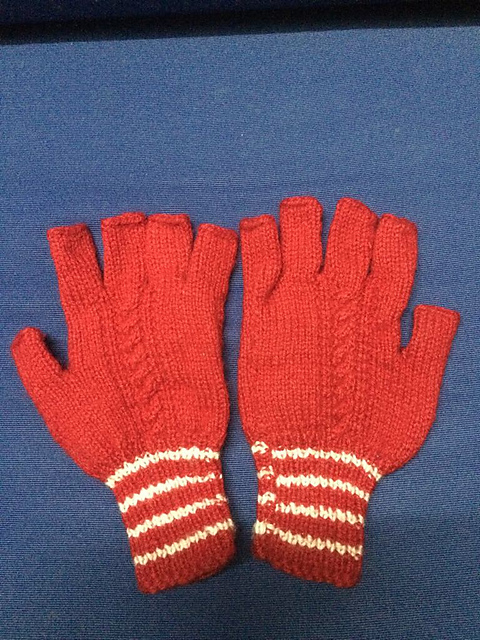 Fingerless Stripey Cabled Mitts Knit Flat