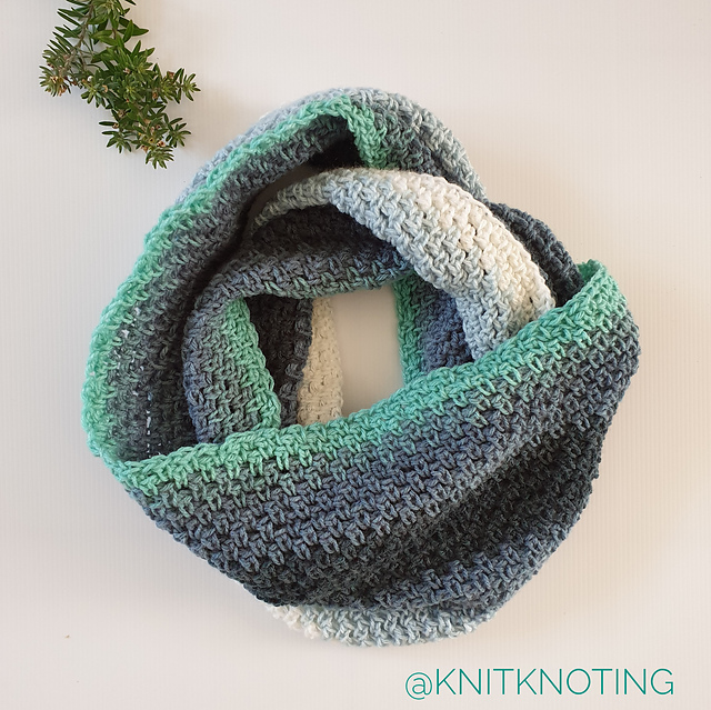 Ravelry: Frosty Mint Scarf pattern by Inge Handaya