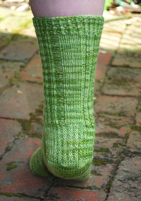 Morgana's Twisted Rib Socks