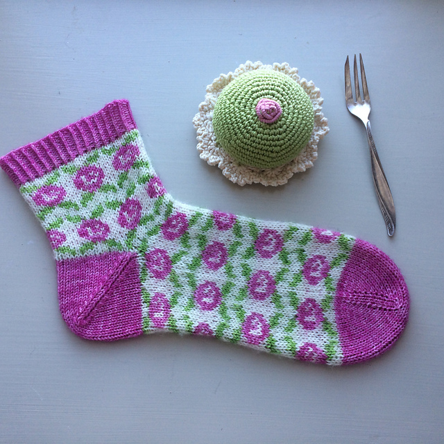 Ravelry: Princess Cake Socks pattern by Beatrice Olsson