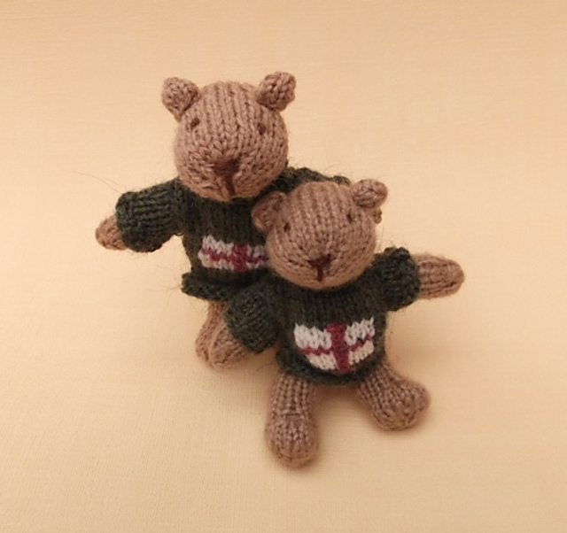 Teddy with flag jumper
