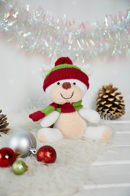 Festive Polar bear