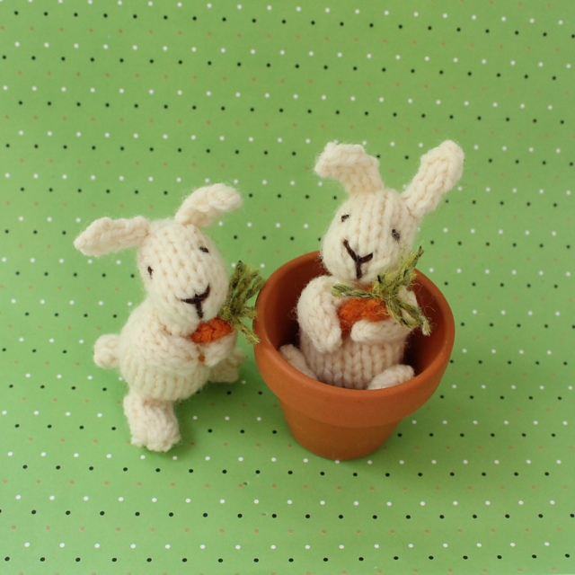 Knitted bunny in a pot