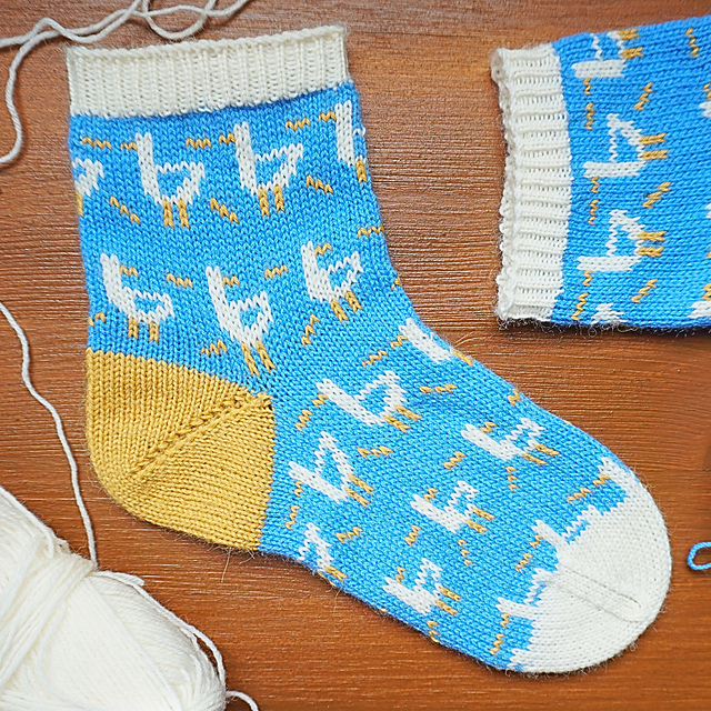 Chip Thief Seagull Socks