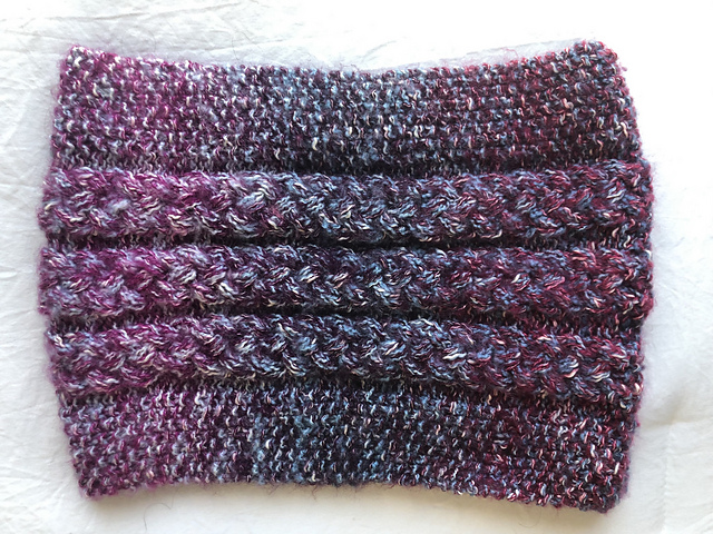 Sunset Cabled Cowl