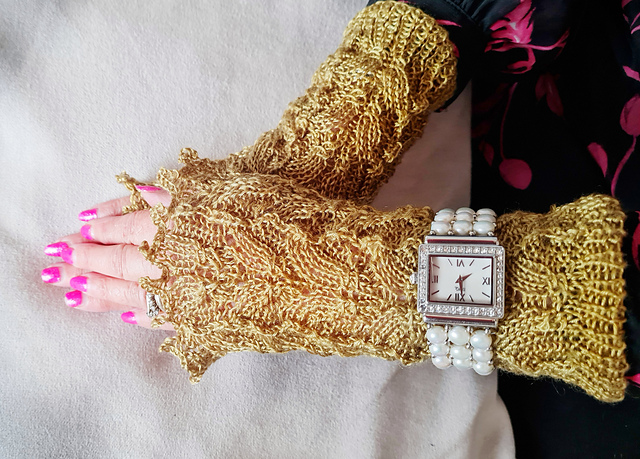Fairy Bindweed cuffs