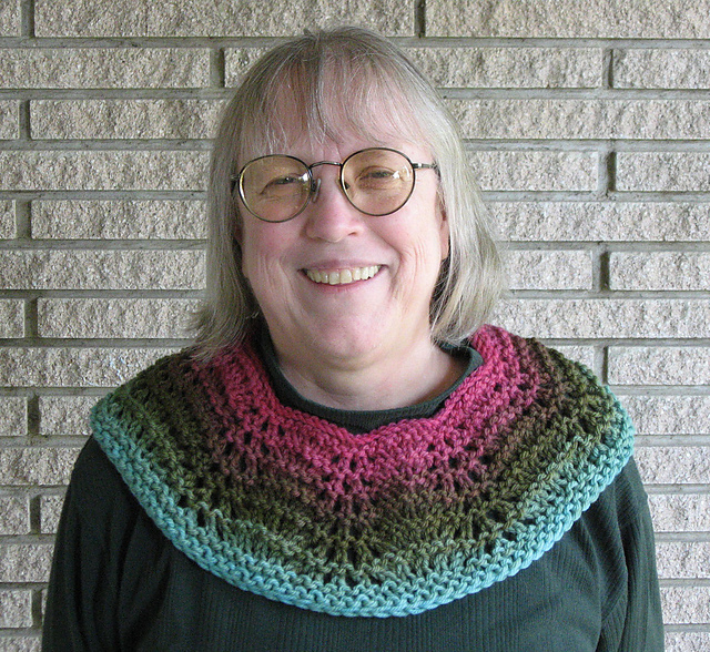 Big-Needle Lace Collar