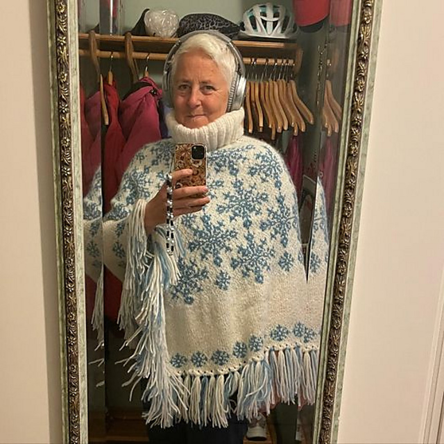 Snowfall poncho