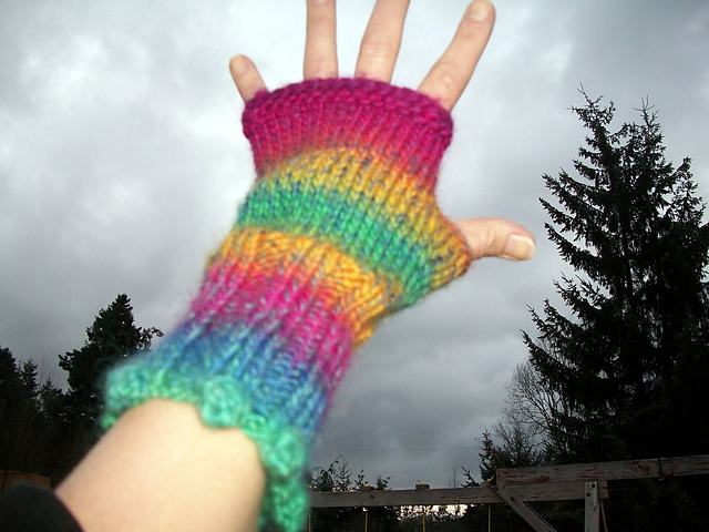Over the Rainbow Mitts